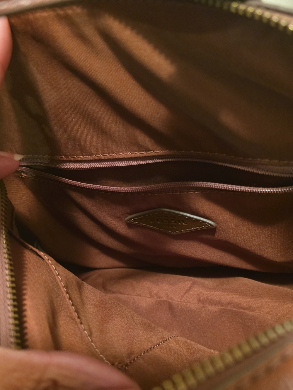 Fossil Cognac Leather Satchel with Adjustable Crossbody Strap - Picture 5 of 9